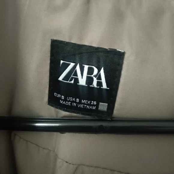 Zara Beige Puffer Jacket, Small - Picture 2 of 2